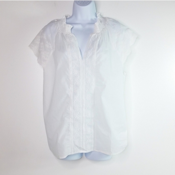 White Embroidered Eyelet Cap Sleeve Cotton Top - Picture 4 of 8